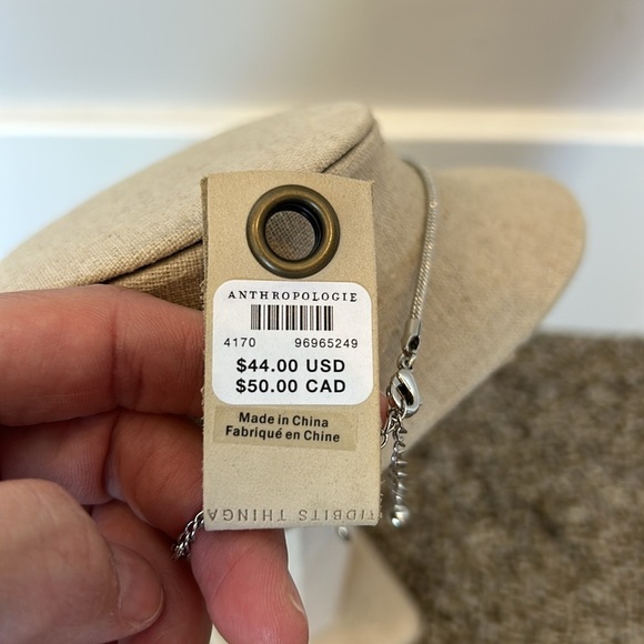 Anthropologie Crystal Oval Pendant Necklace NEW with Tags - Picture 4 of 5